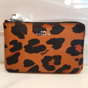 NWT Coach Corner Zip Wristlet With Leopard Print